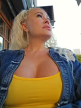 MILFBARBY online show from 10.05.25