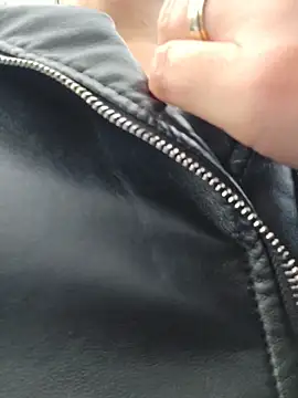 MILFBARBY online show from 10.12.25