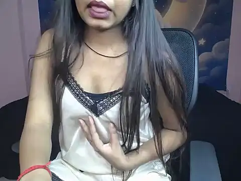 Mahi Verma online show from 05.17.26