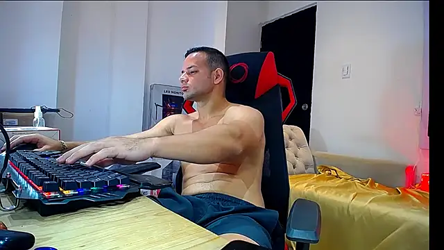 hugo 19cm online show from 09.23.25