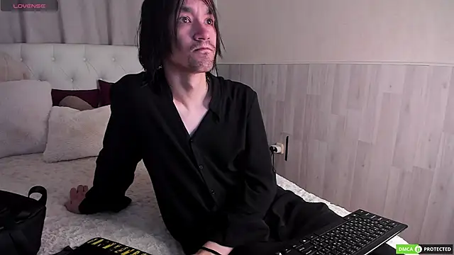 CalvinChapman online show from 07.10.26