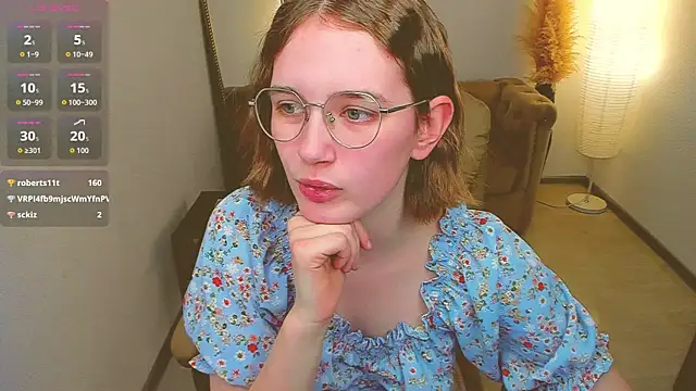 MiaNoon online show from 05.11.26