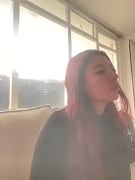 EveRave Pink online show from 05.31.26