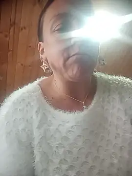 Snapshot of dangerous_milf chatting on 07.02.26 dangerous milf online show from 07.02.26