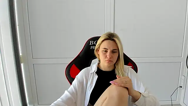 Emma starrs  online show from 07.17.26