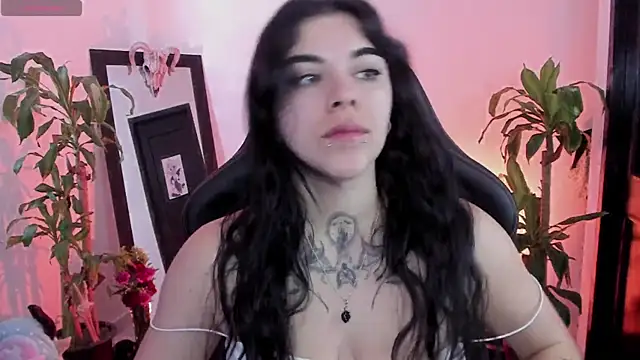 MissCharlottte 18 online show from 05.20.26