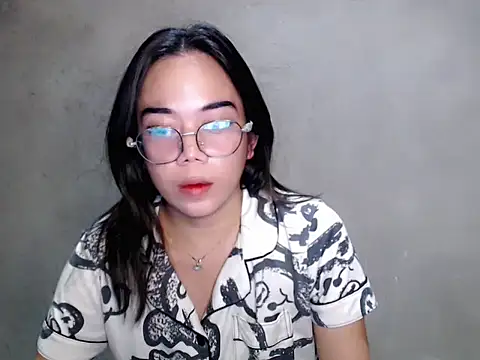 Snapshot of Urbabydollxxx chatting on 06.24.26 Urbabydollxxx online show from 06.24.26