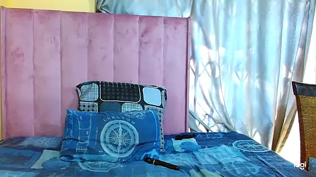 SexySlimTeaXx online show from 07.12.26