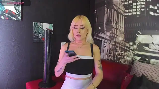 Snapshot of Domina_Diosaa chatting on 06.24.26 Domina Diosaa online show from 06.24.26