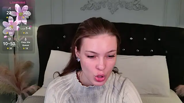 Snapshot of Mili_Joy chatting on 07.13.26 Mili Joy online show from 07.13.26