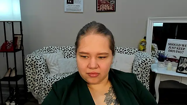 Snapshot of DianaKristol chatting on 05.16.26 DianaKristol online show from 05.16.26