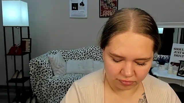 Snapshot of DianaKristol chatting on 05.18.26 DianaKristol online show from 05.18.26
