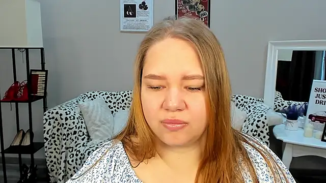 Snapshot of DianaKristol chatting on 05.20.26 DianaKristol online show from 05.20.26