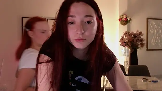 MoonkissGirls online show from 07.25.26