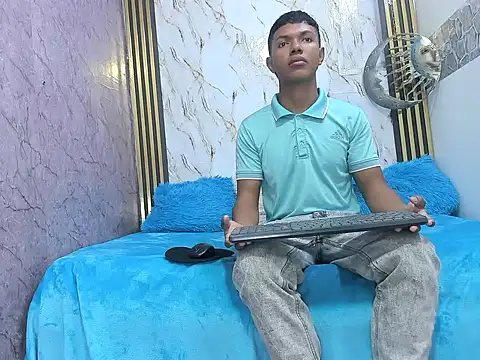 lonjitas twink hot online show from 05.19.26