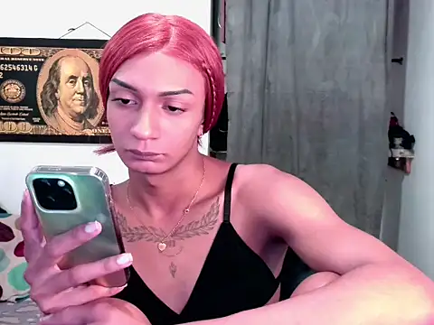 Snapshot of Alexxasexy chatting on 07.15.26 Alexxasexy online show from 07.15.26