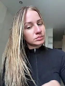 Snapshot of AnnaMist_ chatting on 06.30.26 AnnaMist online show from 06.30.26