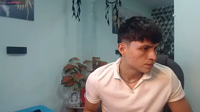 Snapshot of drago_ivan chatting on 06.11.26 drago ivan online show from 06.11.26