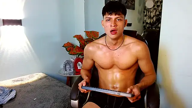 Snapshot of drago_ivan chatting on 07.15.26 drago ivan online show from 07.15.26