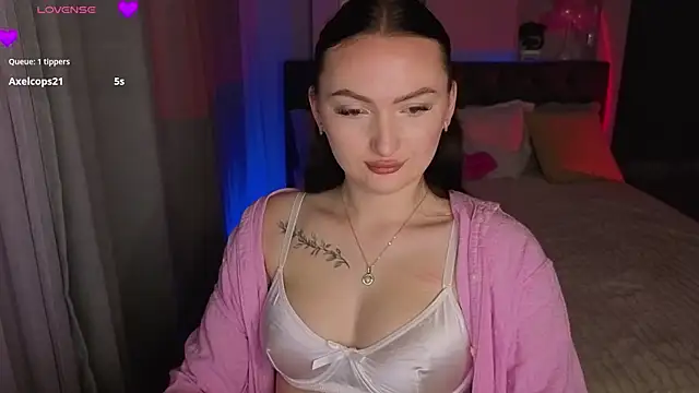 MizLouLou online show from 05.16.26