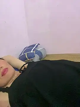 Snapshot of Linda-babyy chatting on 06.24.26 Linda-babyy online show from 06.24.26