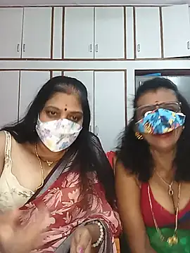 Snapshot of Kannada_telugu_lesbians chatting on 06.06.26 Kannada telugu lesbians online show from 06.06.26