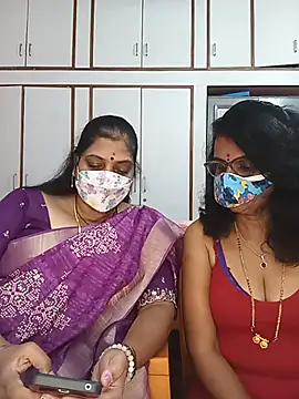 Snapshot of Kannada_telugu_lesbians chatting on 06.10.26 Kannada telugu lesbians online show from 06.10.26