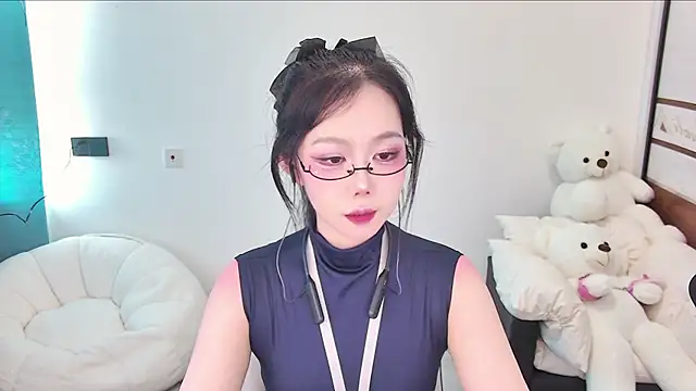 Snapshot of swie111 chatting on 07.06.26 swie111 online show from 07.06.26