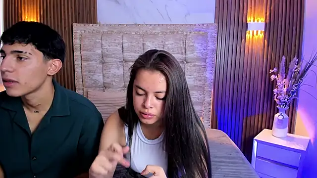 Ambar a Camilo online show from 07.09.26