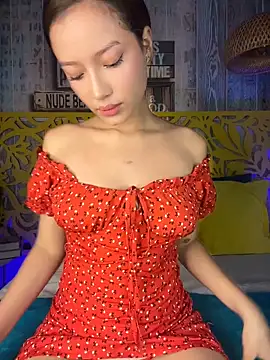 GlamKittenXXX online show from 05.19.26