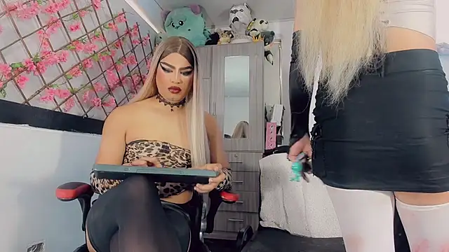 Thiara veky  online show from 05.31.26