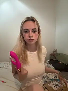 Lolabunnyblondie online show from 06.04.26