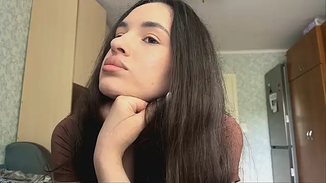 CarolineRu online show from 05.19.26