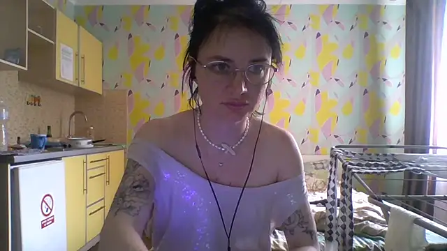 Snapshot of Diana_sosala chatting on 06.25.26 Diana sosala online show from 06.25.26