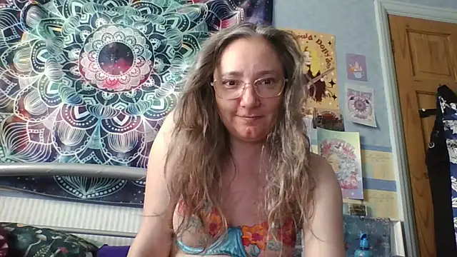 Izzylove47 online show from 06.13.26