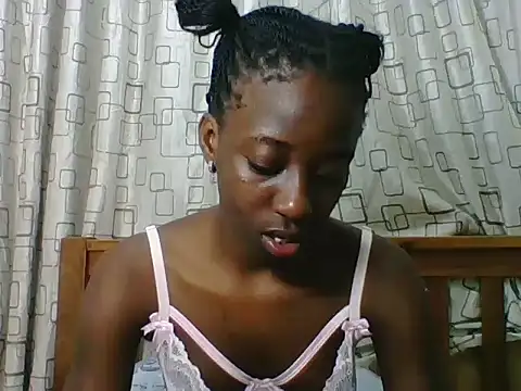 Snapshot of Darkpretty23 chatting on 07.09.26 Darkpretty23 online show from 07.09.26