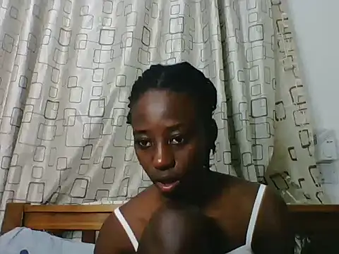 Snapshot of Darkpretty23 chatting on 07.15.26 Darkpretty23 online show from 07.15.26