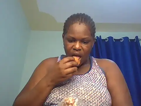 Snapshot of curvy--pussy23 chatting on 06.19.26 curvy--pussy23 online show from 06.19.26