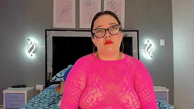 zoe curvyy online show from 06.16.26