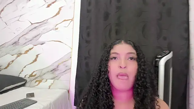 Snapshot of kaleb_violeta00 chatting on 06.24.26 kaleb violeta00 online show from 06.24.26