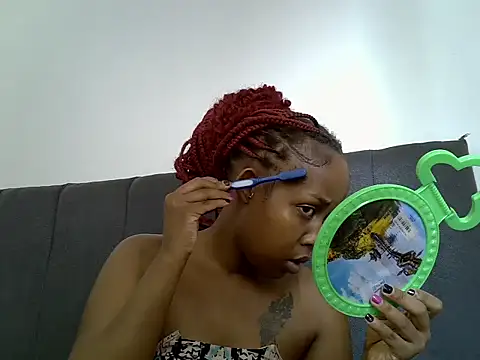 Snapshot of Bianca0011 chatting on 06.18.26 Bianca0011 online show from 06.18.26