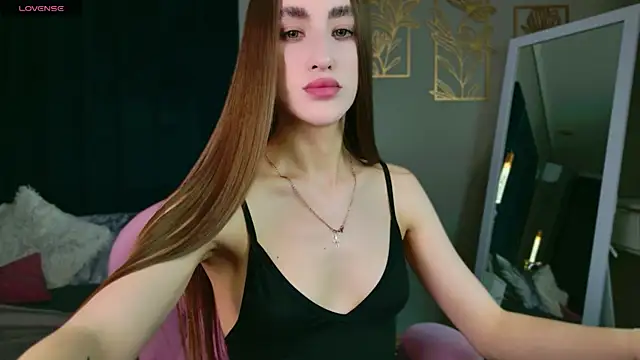 Snapshot of MadisonRen chatting on 07.05.26 MadisonRen online show from 07.05.26