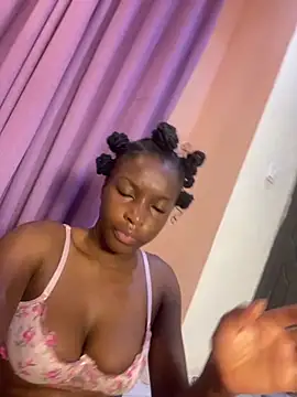 SassyPaulette online show from 07.03.26