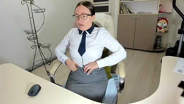 Vika73 online show from 11.20.25