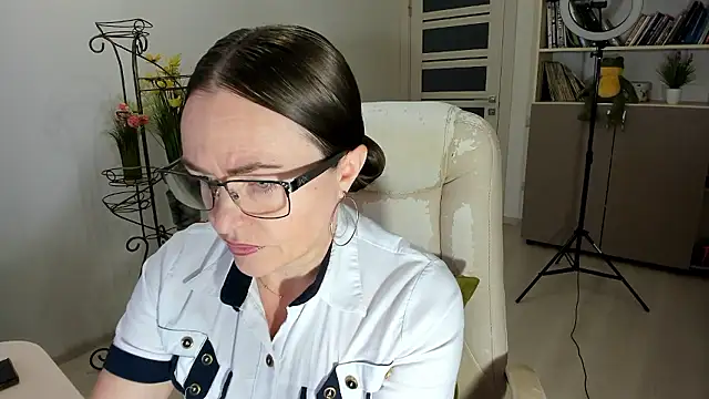 Vika73 online show from 01.13.26