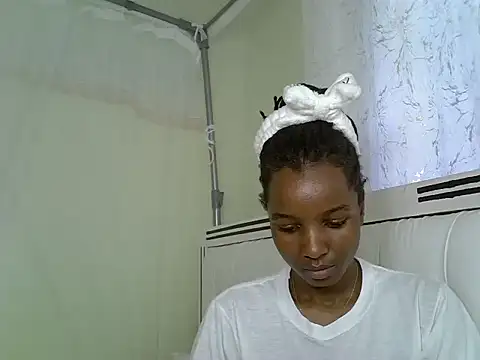 Snapshot of Sexy_vylsa chatting on 07.13.26 Sexy vylsa online show from 07.13.26