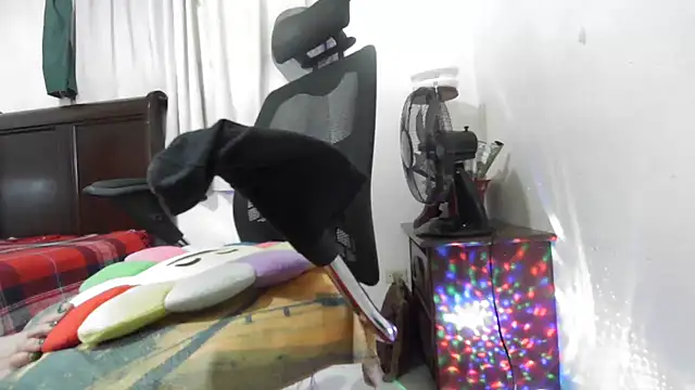 Snapshot of jenny_milf69 chatting on 03.08.25 jenny milf69 online show from 03.08.25