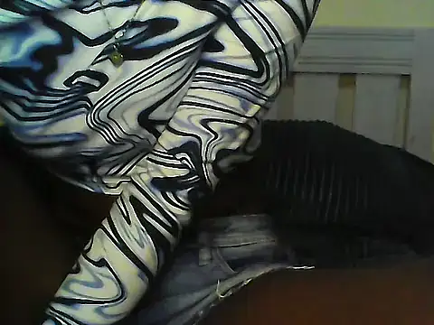 Snapshot of SweetSally54 chatting on 06.12.26 SweetSally54 online show from 06.12.26