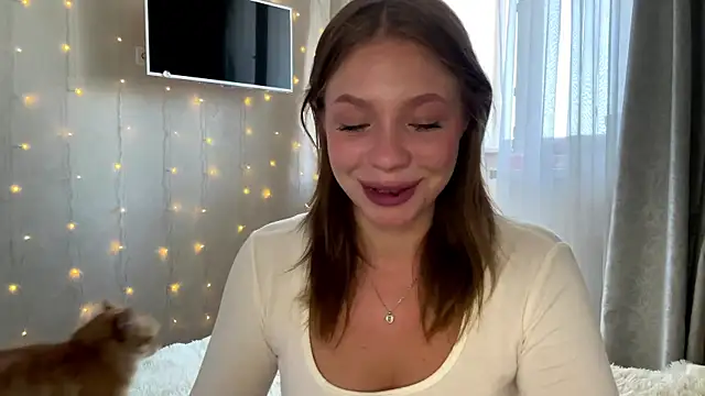 Snapshot of Lia_be_mine chatting on 07.10.26 Lia be mine online show from 07.10.26