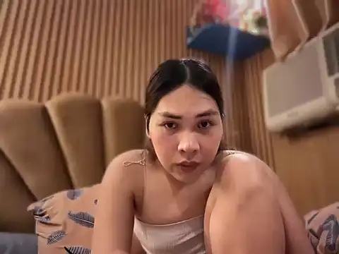 ambercrumbie online show from 05.26.26